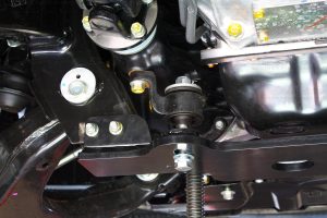 Installing the Superior 30mm Diff Drop Kit onto a Holden Colorado